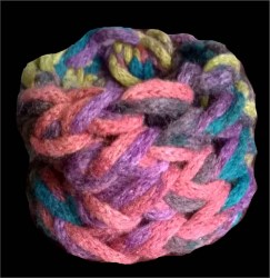 Дамски зимен ръчно плетен шал - яка  розово-зелен-2